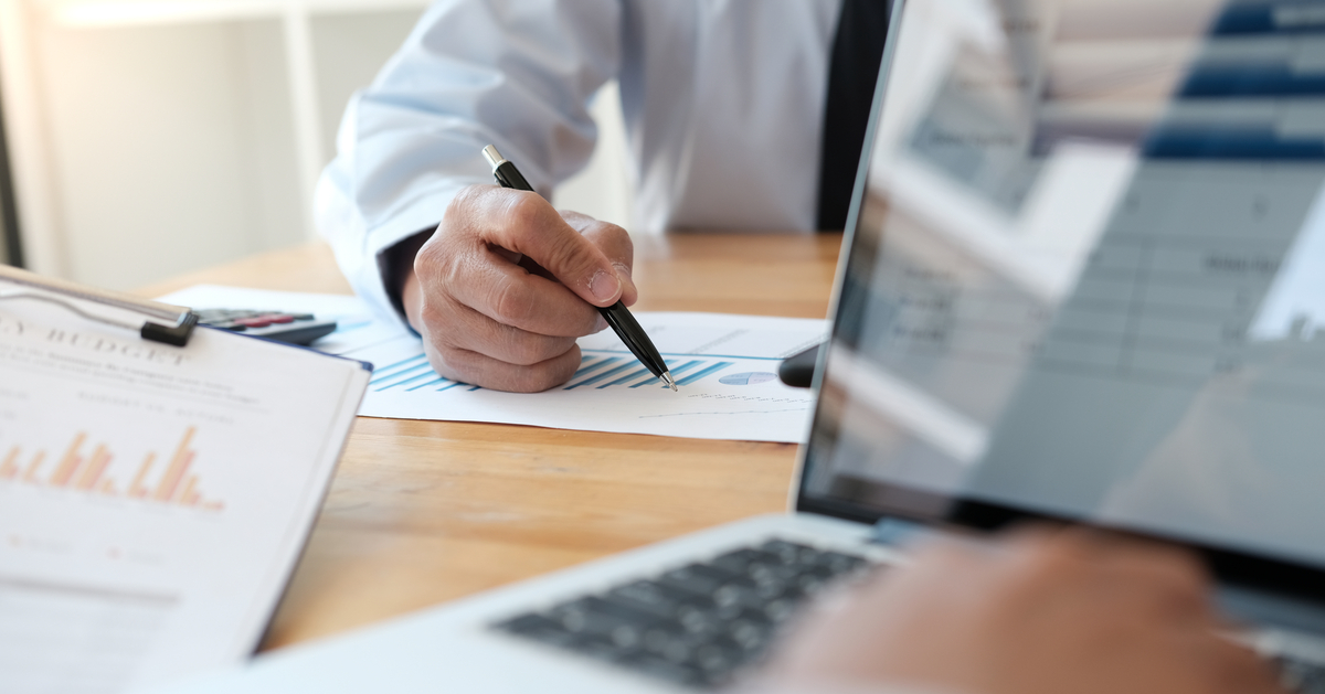 5 Tips for Commercial HVAC Contractors to Create & Sustain Recurring